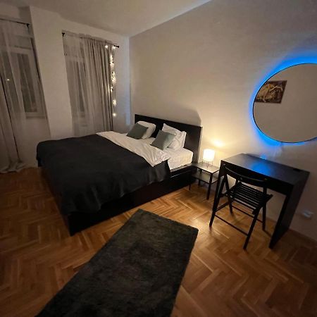 Apartment Ana - City Center Belgrade Exterior photo