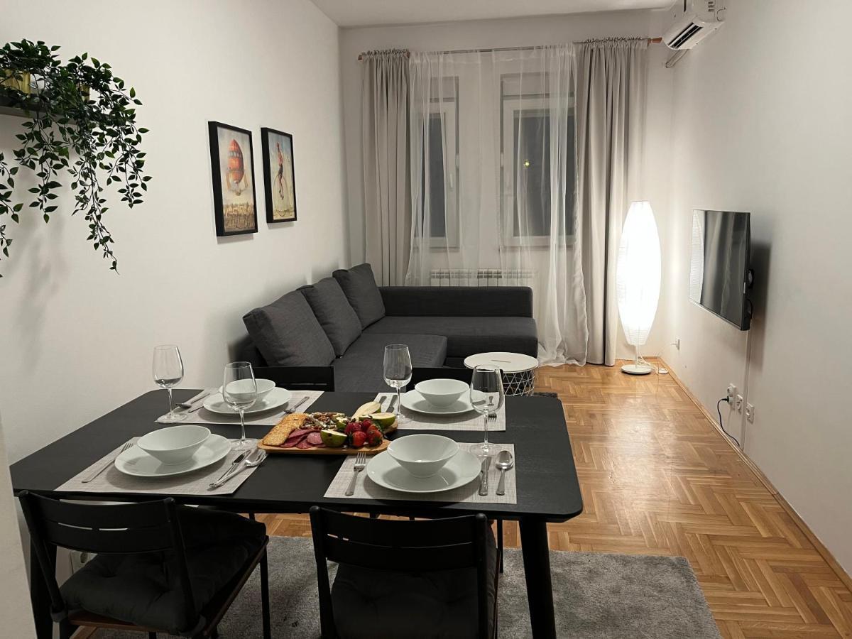Apartment Ana - City Center Belgrade Exterior photo